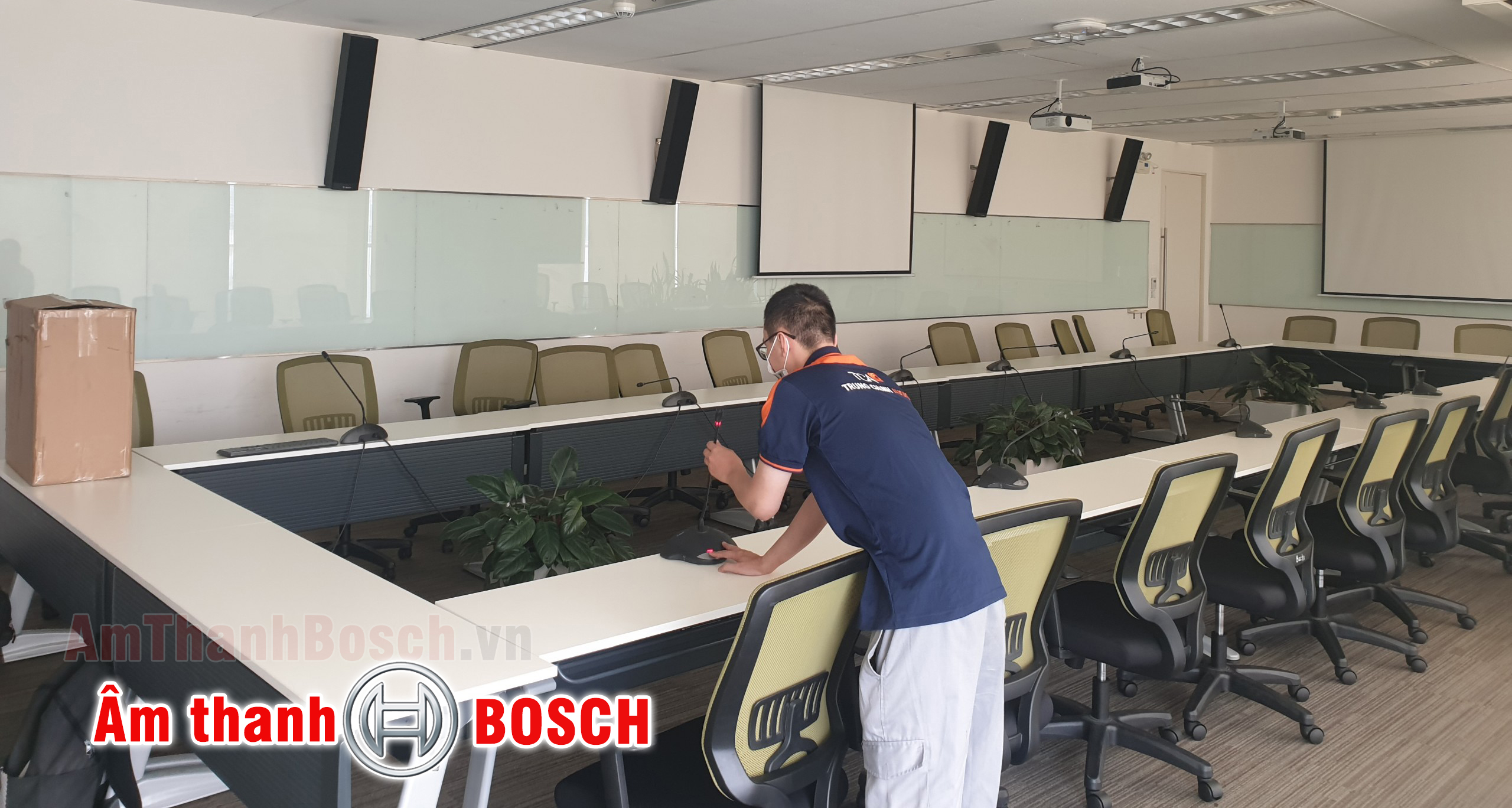 Lắp đặt âm thanh hội nghị phòng họp Bosch CCS900