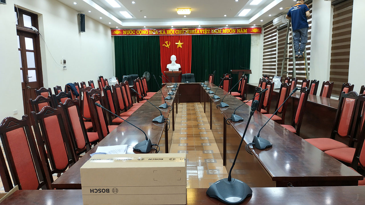 Lắp đặt hệ thống âm thanh phòng họp hội thảo 