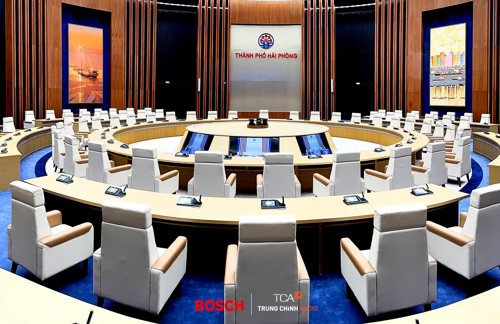 Hệ thống hội nghị thông minh Bosch Dicenti