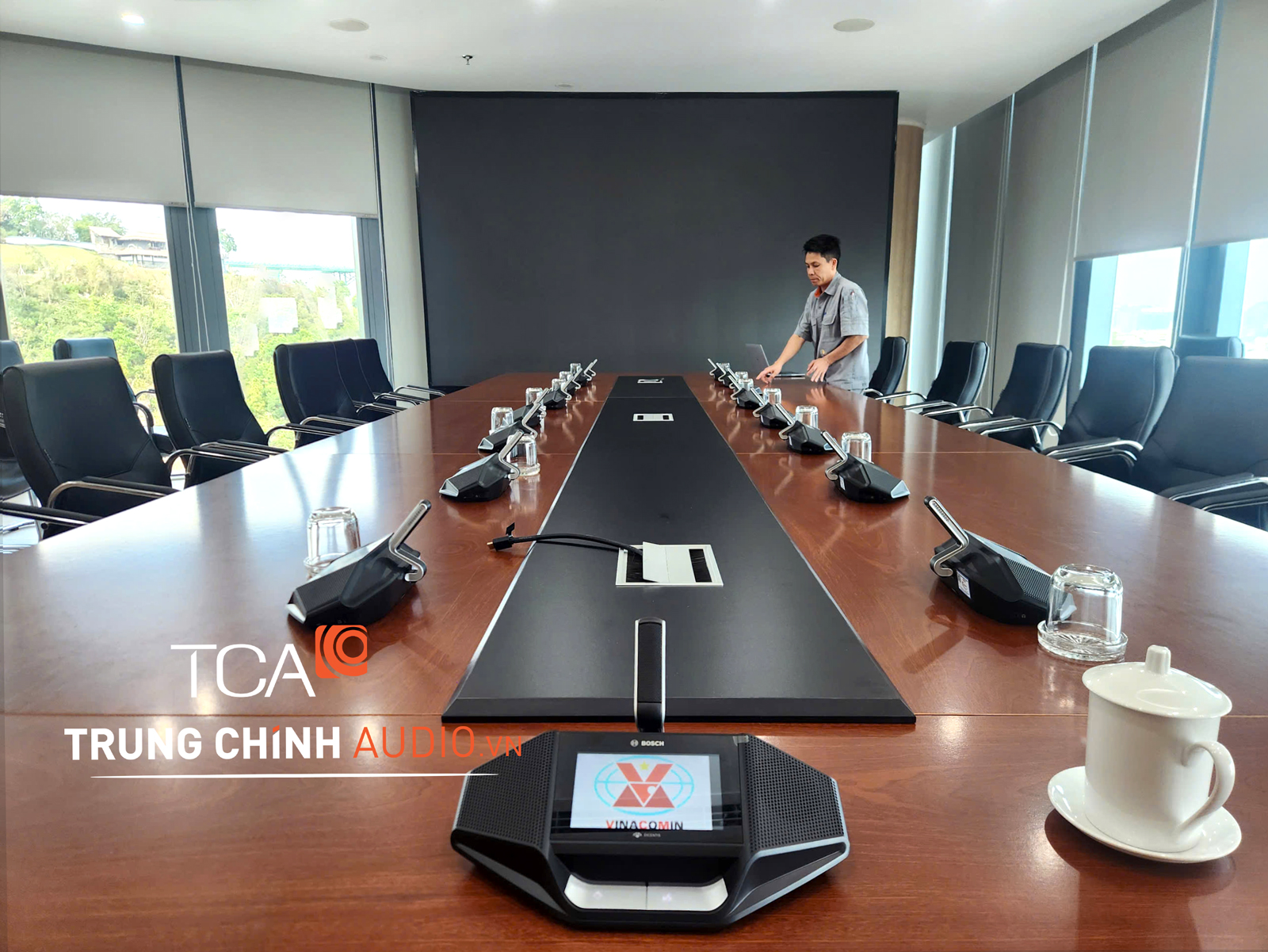 Lắp Đặt Hệ Thống Hội Thảo Bosch Dicentis Không Dây 