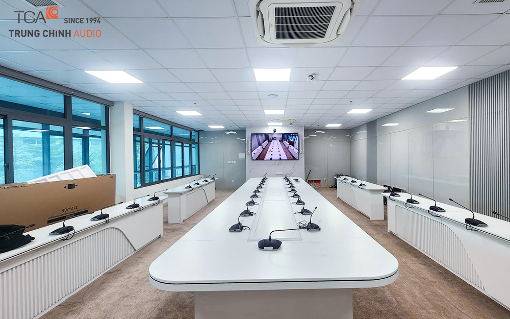 Giải Pháp Hội Nghị Trực Tuyến Bosch CCS 1000 D Tại Sân Bay Nội Bài: Chuyên Nghiệp & Hiệu Quả